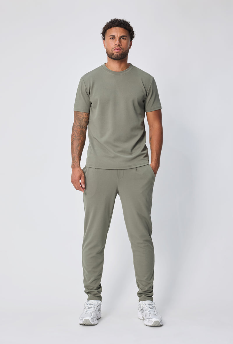 Ensemble KARA Label Sappe Store